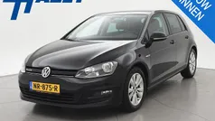 Zwart Gebruikt 2017 VW Golf VII Hatchback | € 13.900 (Eerlijke prijs)