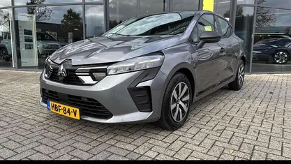 Occasion Mitsubishi Colt 67 PK (49 kW) 2025 Grijs Hatchback