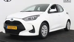 Gebruikt 2023 Toyota Yaris Hybrid Active Hatchback | € 21.450 (Eerlijke prijs)