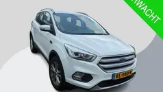 Wit Gebruikt 2018 Ford Kuga Titanium SUV | € 14.945 (Eerlijke prijs)