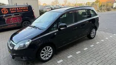 Zwart Gebruikt 2007 Opel Zafira MPV | € 2.550 (Eerlijke prijs)