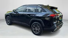 Gebruikt 2024 Toyota RAV4 Style SUV | € 47.949 (Eerlijke prijs)