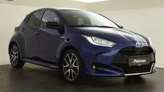 Blauw Gebruikt 2021 Toyota Yaris Executive Hatchback | € 21.499 (Eerlijke prijs)