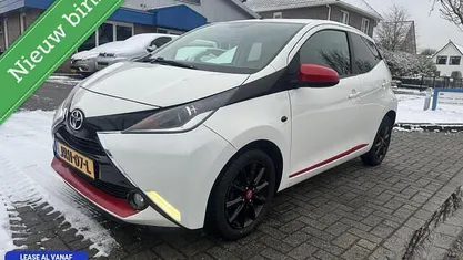 Occasion Toyota Aygo X-wave 69 PK (50 kW) 2016 Hatchback