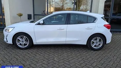 Wit Occasion 2019 Ford Focus Trend Hatchback | € 9.499 (Eerlijke prijs)