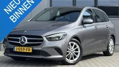 Grijs Gebruikt 2020 Mercedes B180 Edition 1 MPV | € 22.950 (Goede deal)