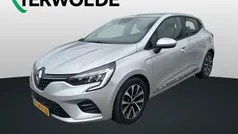 Grijs Gebruikt 2021 Renault Clio V Zen Hatchback | € 14.295 (Eerlijke prijs)