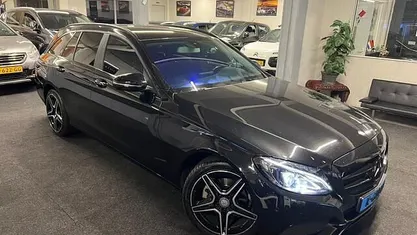 Zwart Gebruikt 2017 Mercedes C220 Stationwagen | € 14.995 (Eerlijke prijs)