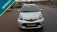 Grijs Gebruikt 2013 Toyota Aygo Hatchback | € 3.750 (Eerlijke prijs)