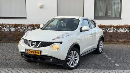 Wit (metallic) Gebruikt 2011 Nissan Juke Tekna SUV | € 8.950 (Eerlijke prijs)