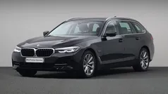 Zwart Gebruikt 2023 BMW 530e Sport Line Stationwagen | € 41.880 (Super prijs)