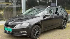 Zwart Gebruikt 2018 Skoda Octavia Sport Stationwagen | € 11.499 (Eerlijke prijs)