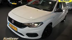 Wit Gebruikt 2019 Fiat Tipo Street Hatchback | € 13.950 (Eerlijke prijs)