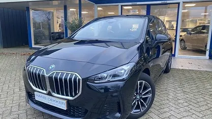 Zwart Gebruikt 2025 BMW 220 M Sport Stationwagen | € 38.950 (Goede deal)