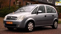 Grijs Gebruikt 2004 Opel Meriva Enjoy MPV | € 2.199 (Eerlijke prijs)