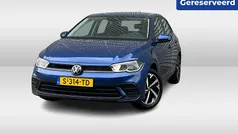 Blauw Gebruikt 2023 VW Polo Life Hatchback | € 18.450 (Eerlijke prijs)