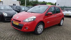 Rood Gebruikt 2012 Renault Clio R.S. Hatchback | € 4.950 (Eerlijke prijs)