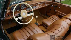 Mercedes W111
