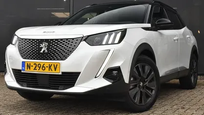 Occasion 2021 Peugeot e-2008 GT SUV | € 17.395 (Eerlijke prijs)