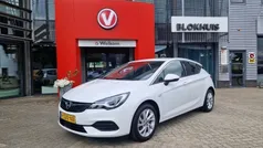 Wit Gebruikt 2020 Opel Astra Elegance Hatchback | € 18.490 (Eerlijke prijs)