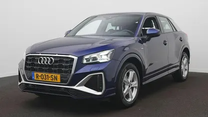 Blauw, metallic lak Gebruikt 2022 Audi Q2 S-Line SUV | € 28.900 (Eerlijke prijs)