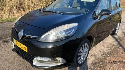 Zwart Occasion 2013 Renault Grand Scénic III Expression MPV | € 2.950 (Eerlijke prijs)