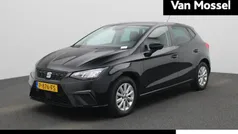 Zwart Gebruikt 2022 Seat Ibiza Business Hatchback | € 15.900 (Eerlijke prijs)