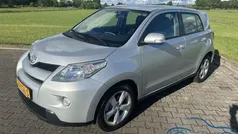 Grijs Gebruikt 2009 Toyota Urban Cruiser SUV | € 4.999 (Eerlijke prijs)