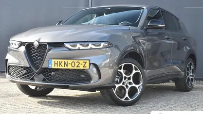 Grijs Occasion 2025 Alfa Romeo Tonale Sprint SUV | € 37.895 (Eerlijke prijs)