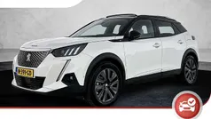 Wit Gebruikt 2021 Peugeot e-2008 GT SUV | € 19.925 (Eerlijke prijs)