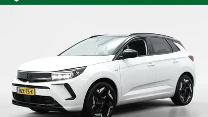 Wit Occasion 2023 Opel Grandland X GSe SUV | € 25.950 (Eerlijke prijs)