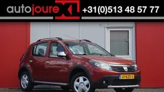 Rood Gebruikt 2010 Dacia Sandero Ambiance Hatchback | € 2.499 (Eerlijke prijs)