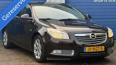 Bruin Gebruikt 2011 Opel Insignia Edition Hatchback | € 4.750 (Eerlijke prijs)