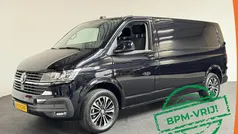 Zwart Gebruikt 2024 VW T6.1 Highline Van | € 41.890 (Eerlijke prijs)