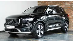 Zwart Gebruikt 2021 Volvo XC40 Inscription SUV | € 31.950 (Eerlijke prijs)