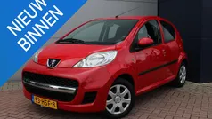 Rood Gebruikt 2009 Peugeot 107 Hatchback | € 3.700 (Eerlijke prijs)