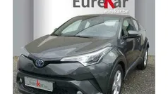 Gebruikt 2017 Toyota C-HR SUV | € 18.990 (Eerlijke prijs)