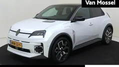 Gebruikt 2025 Renault R5 Urban Hatchback | € 29.940 (Eerlijke prijs)