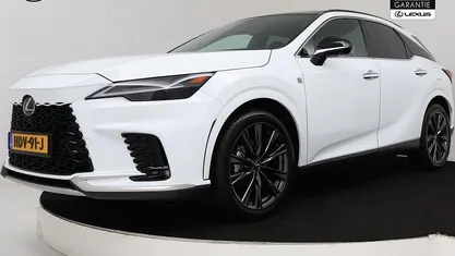 Wit Nieuw 2025 Lexus RX450h+ Sport Design Packet SUV | € 78.945 (Super prijs)