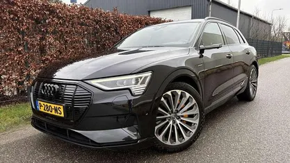 Occasion Audi e-tron Advanced 300 kW (408 PK) 2019 Zwart SUV