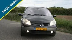 Zwart Gebruikt 2003 Renault Scénic Luxe MPV | € 649 (Eerlijke prijs)