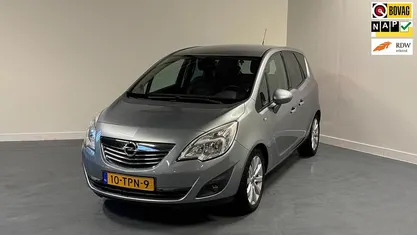 Grijs Gebruikt 2012 Opel Meriva Cosmo MPV | € 8.095 (Eerlijke prijs)
