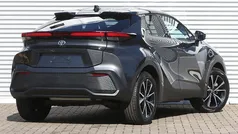 Gebruikt 2024 Toyota C-HR Team SUV | € 36.785 (Eerlijke prijs)