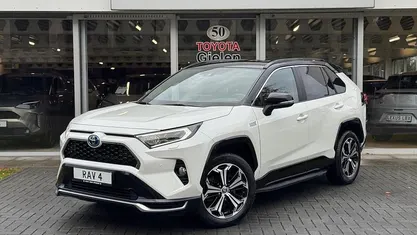 Wit Gebruikt 2021 Toyota RAV4 Hybrid Plus SUV | € 39.800 (Eerlijke prijs)