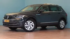 Grijs, metallic lak Gebruikt 2022 VW Tiguan Elegance SUV | € 35.899 (Eerlijke prijs)