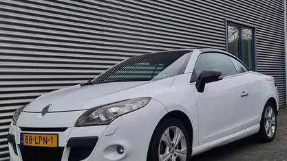 Occasion Renault Mégane Cabriolet Dynamique 131 PK (96 kW) 2010 Wit Cabriolet