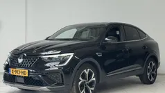 Zwart Gebruikt 2023 Renault Arkana Techno SUV | € 26.645 (Eerlijke prijs)