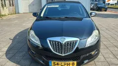 Zwart Gebruikt 2010 Lancia Delta Hatchback | € 4.295 (Eerlijke prijs)