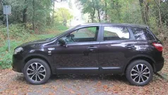 Paars Gebruikt 2011 Nissan Qashqai Visia SUV | € 8.950 (Eerlijke prijs)