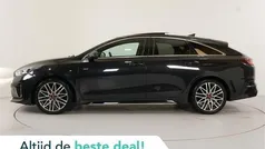 Zwart Gebruikt 2022 Kia ProCeed Hatchback | € 28.950 (Eerlijke prijs)